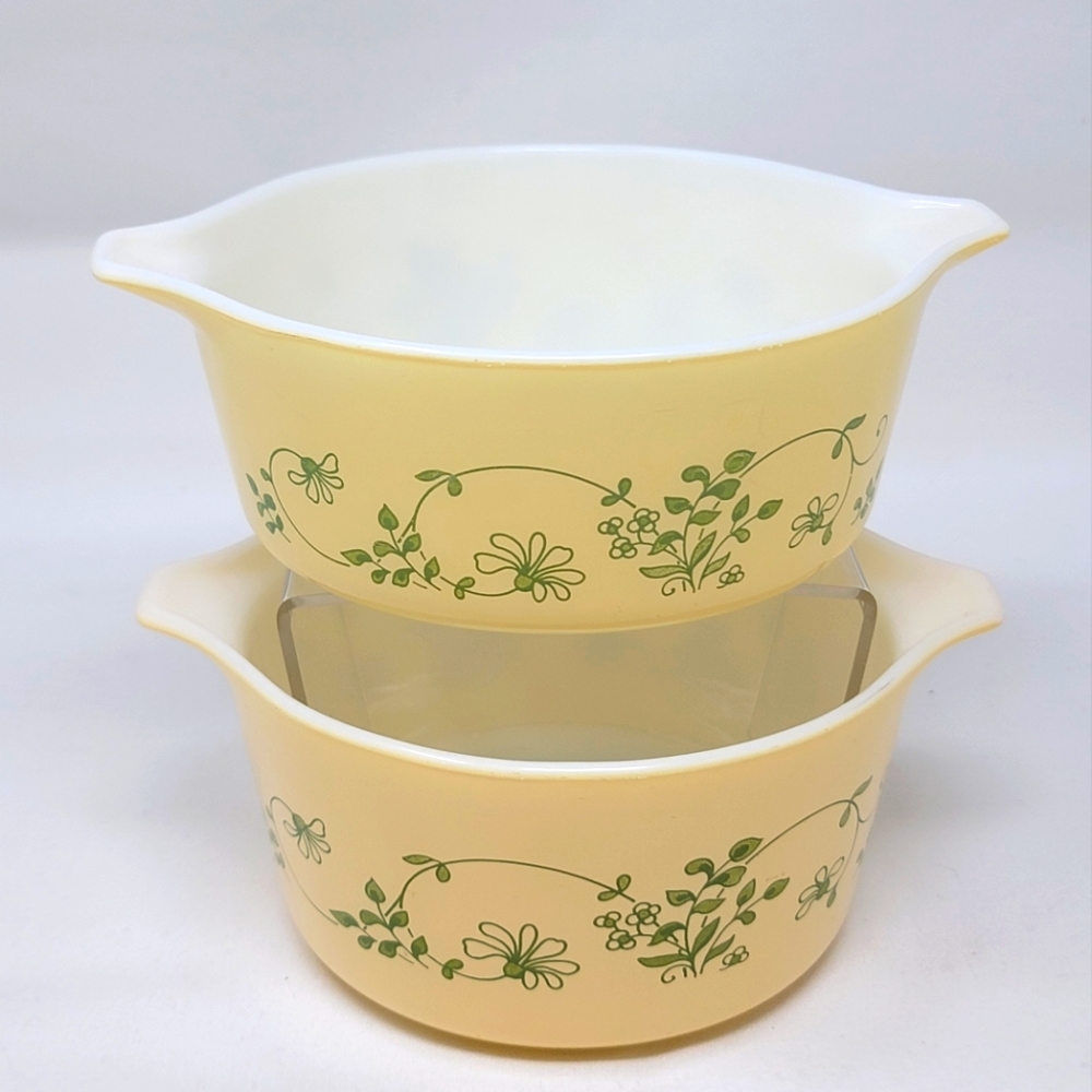 SOLD Pyrex Shenandoah 437B and 472B casserole bowls